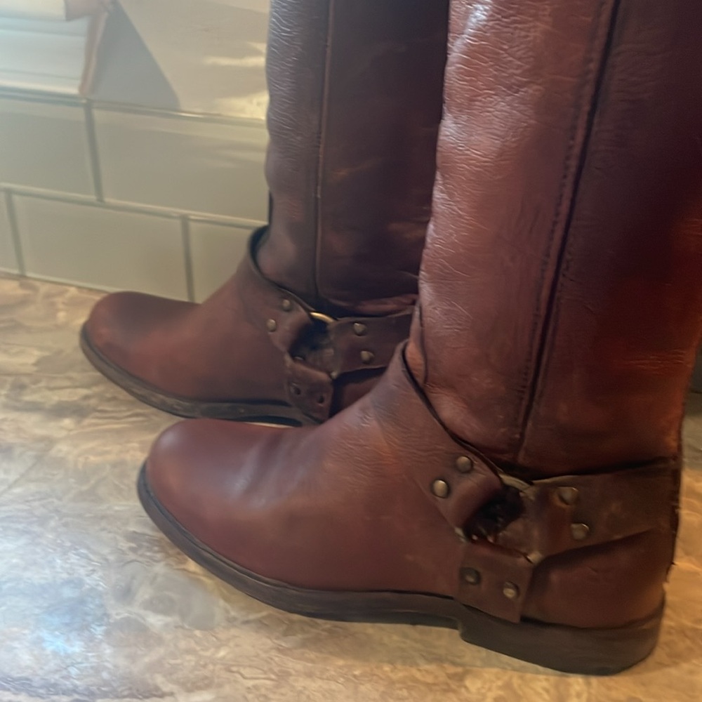 Vintage Frye Women’s Leather Boots Phillip Harness Tall Size 7 Cognac - Picture 2 of 13